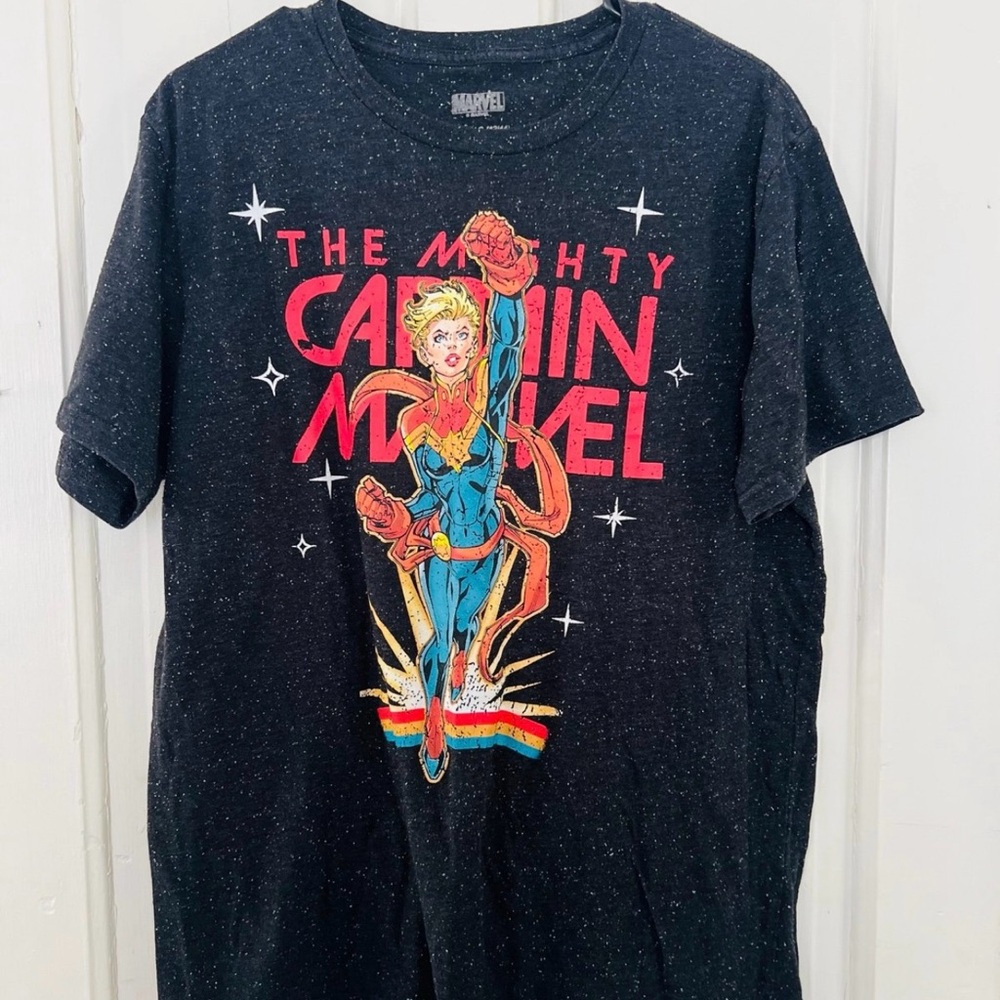Captain Marvel Graphic Tee